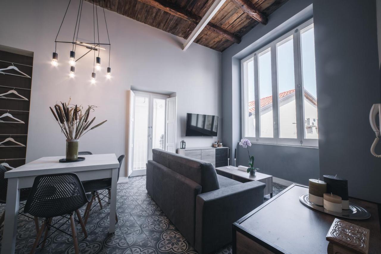 Palazzo Paladini - Luxury In The Heart Of The Old Town