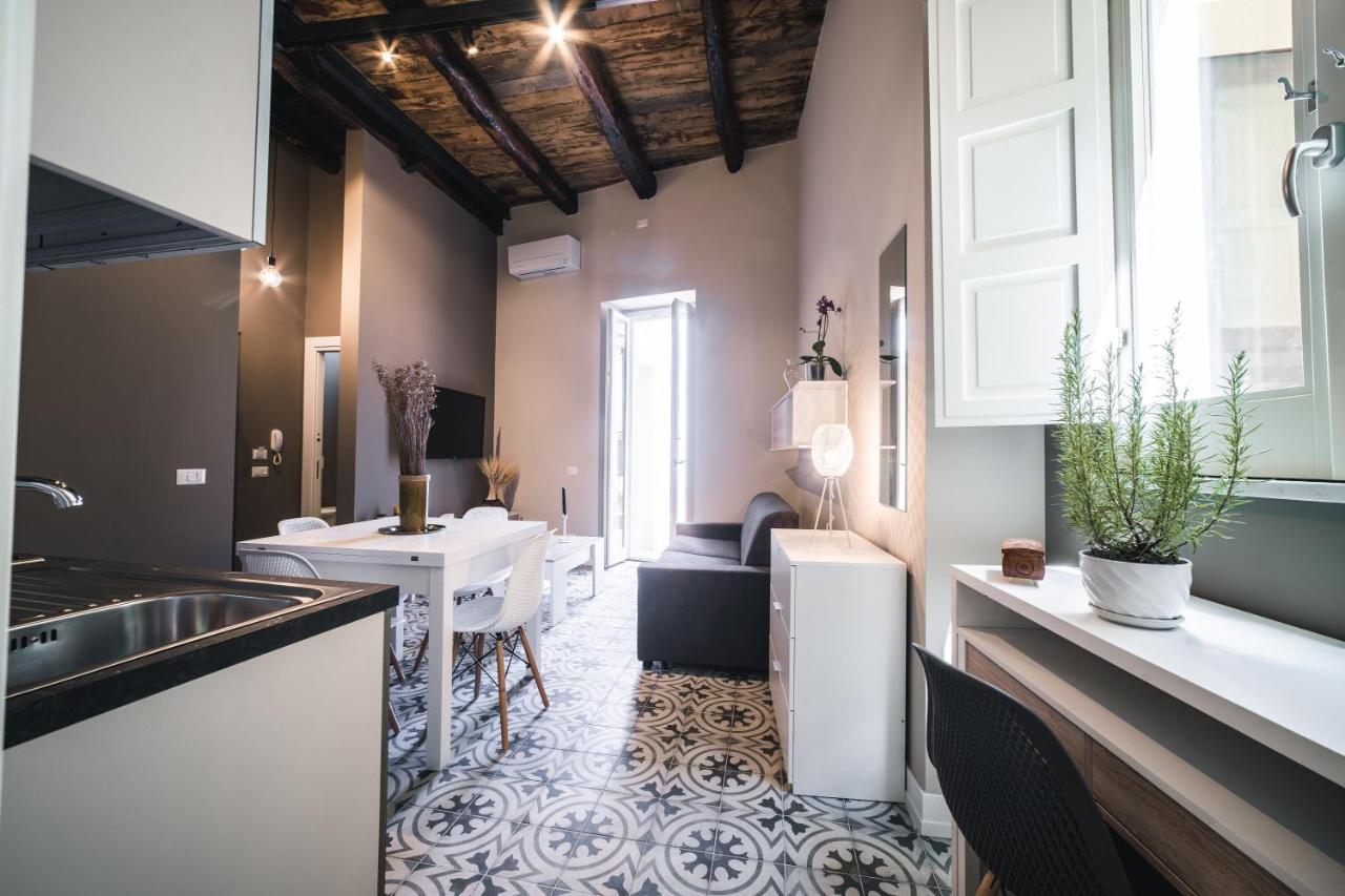 Palazzo Paladini - Luxury In The Heart Of The Old Town Aparthotel *