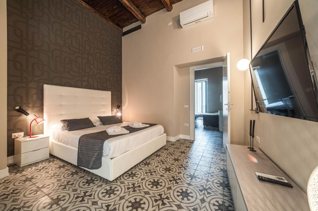 Palazzo Paladini - Luxury In The Heart Of The Old Town Aparthotel