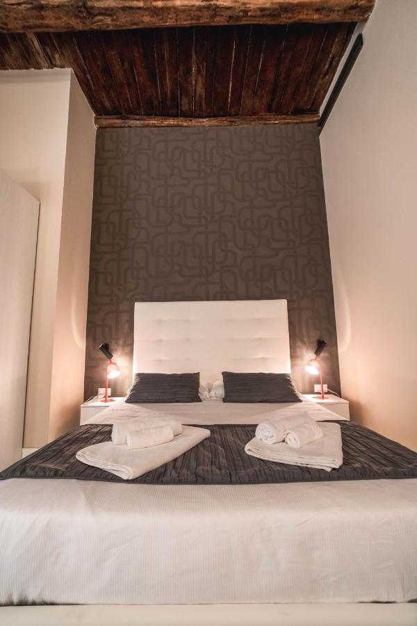 Palazzo Paladini - Luxury In The Heart Of The Old Town Aparthotel Pizzo (Calabria)